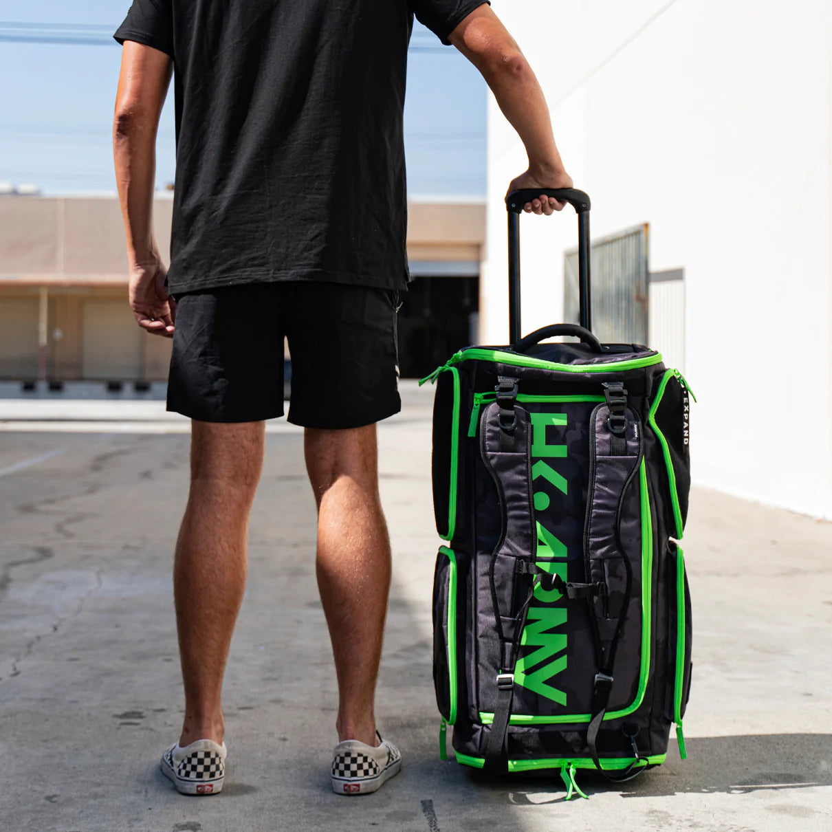 Expand 75L - Roller Gear Bag - Shroud Neon Green | Paintball Gear Bag | Hk Army - Image 3