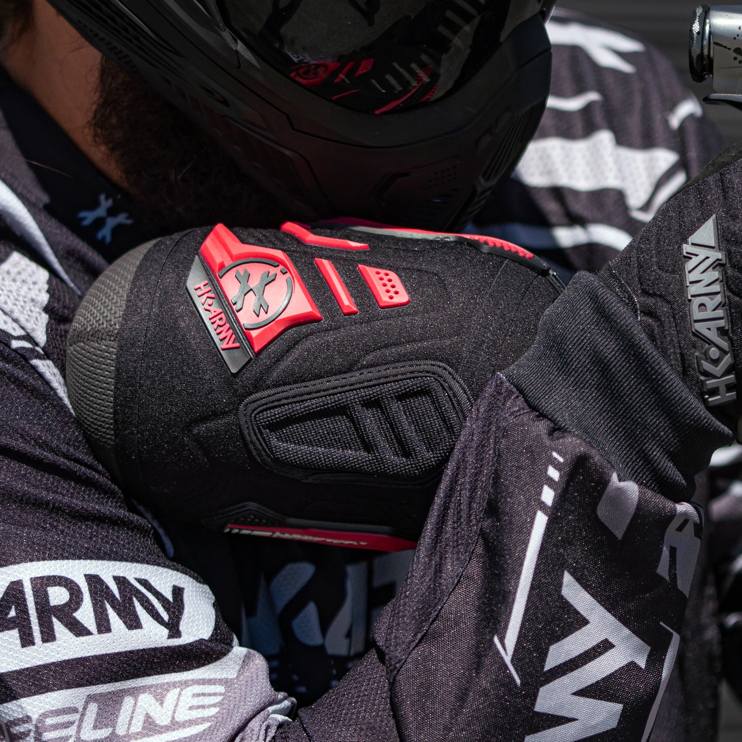 Paintball air tank cover / sleeve | hardline armored - Color: red/black fire - Image 3