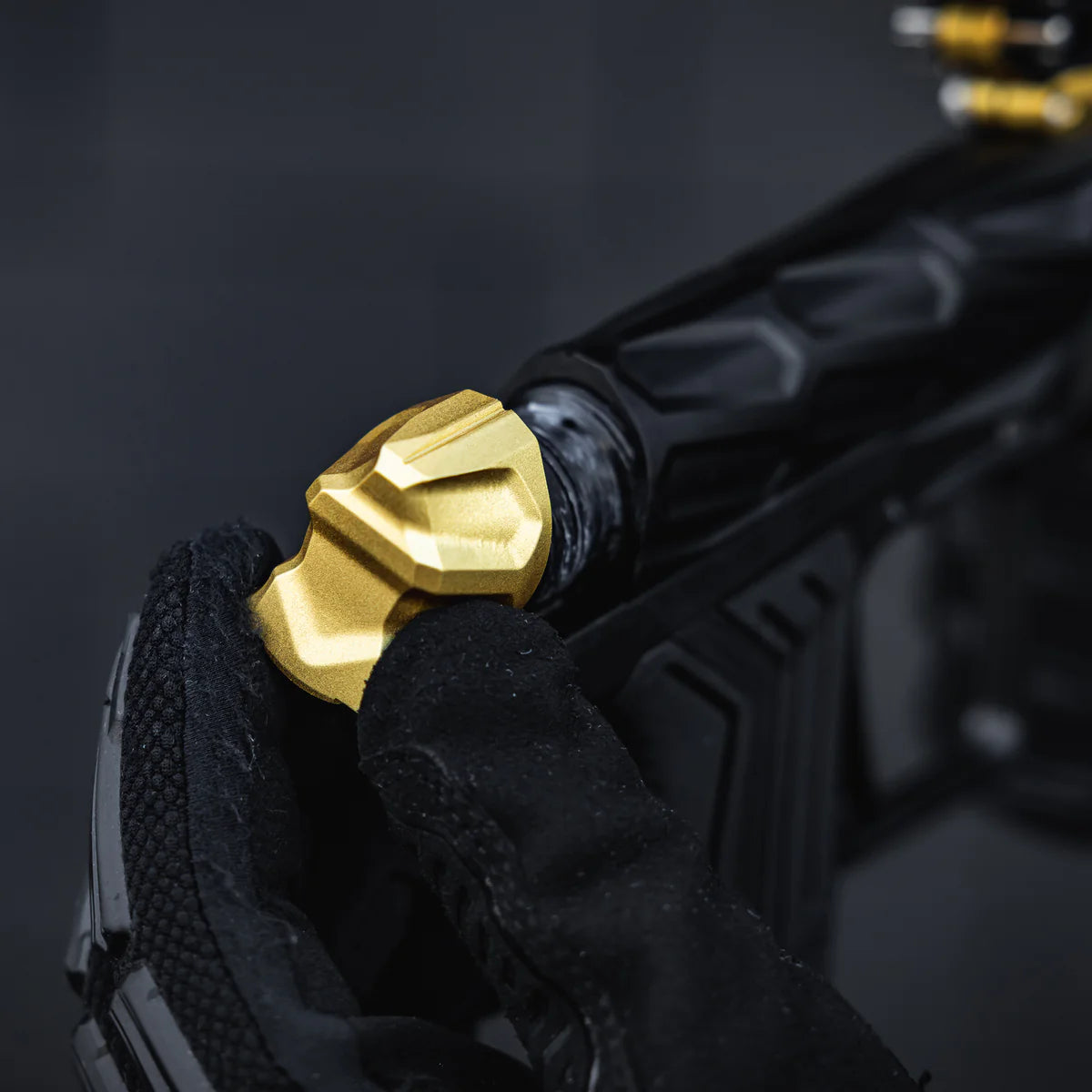 HK ETHA3 MTL HIVE - Prestige - Image 6